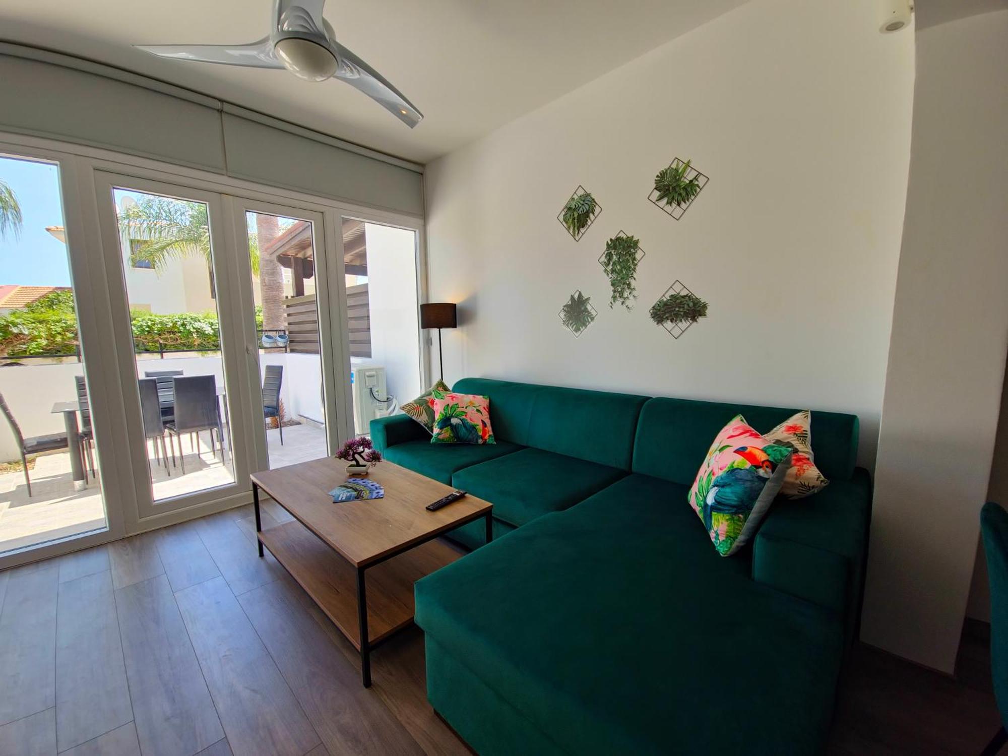 Oroklini Star 3 Daire Larnaca Dış mekan fotoğraf
