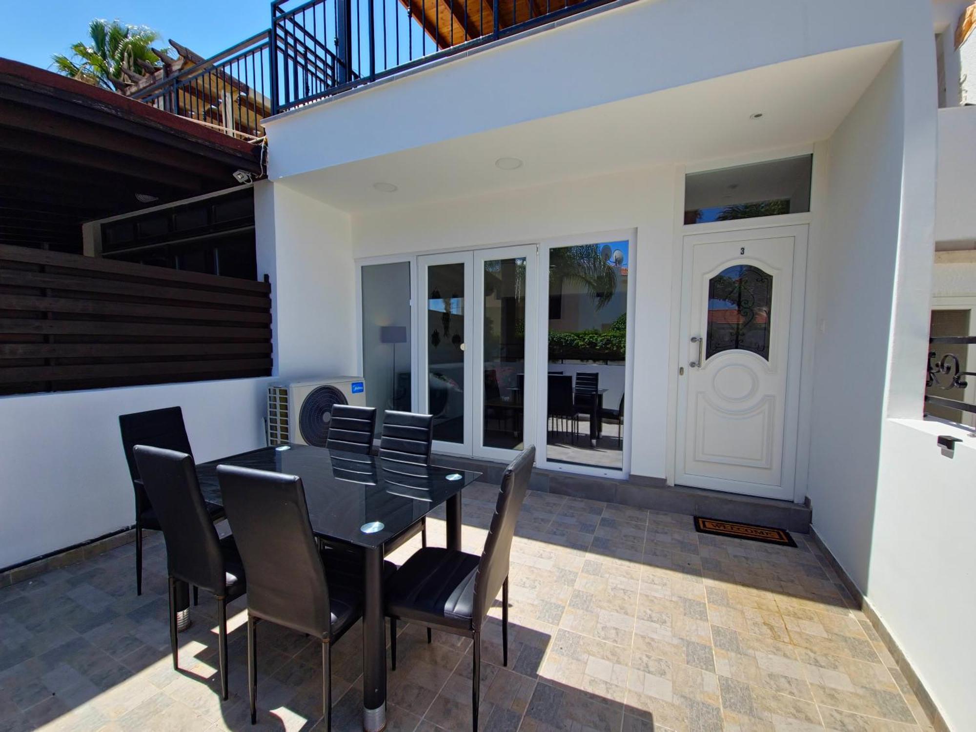 Oroklini Star 3 Daire Larnaca Dış mekan fotoğraf