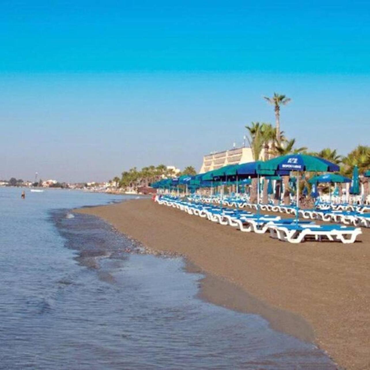 Oroklini Star 3 Daire Larnaca Dış mekan fotoğraf
